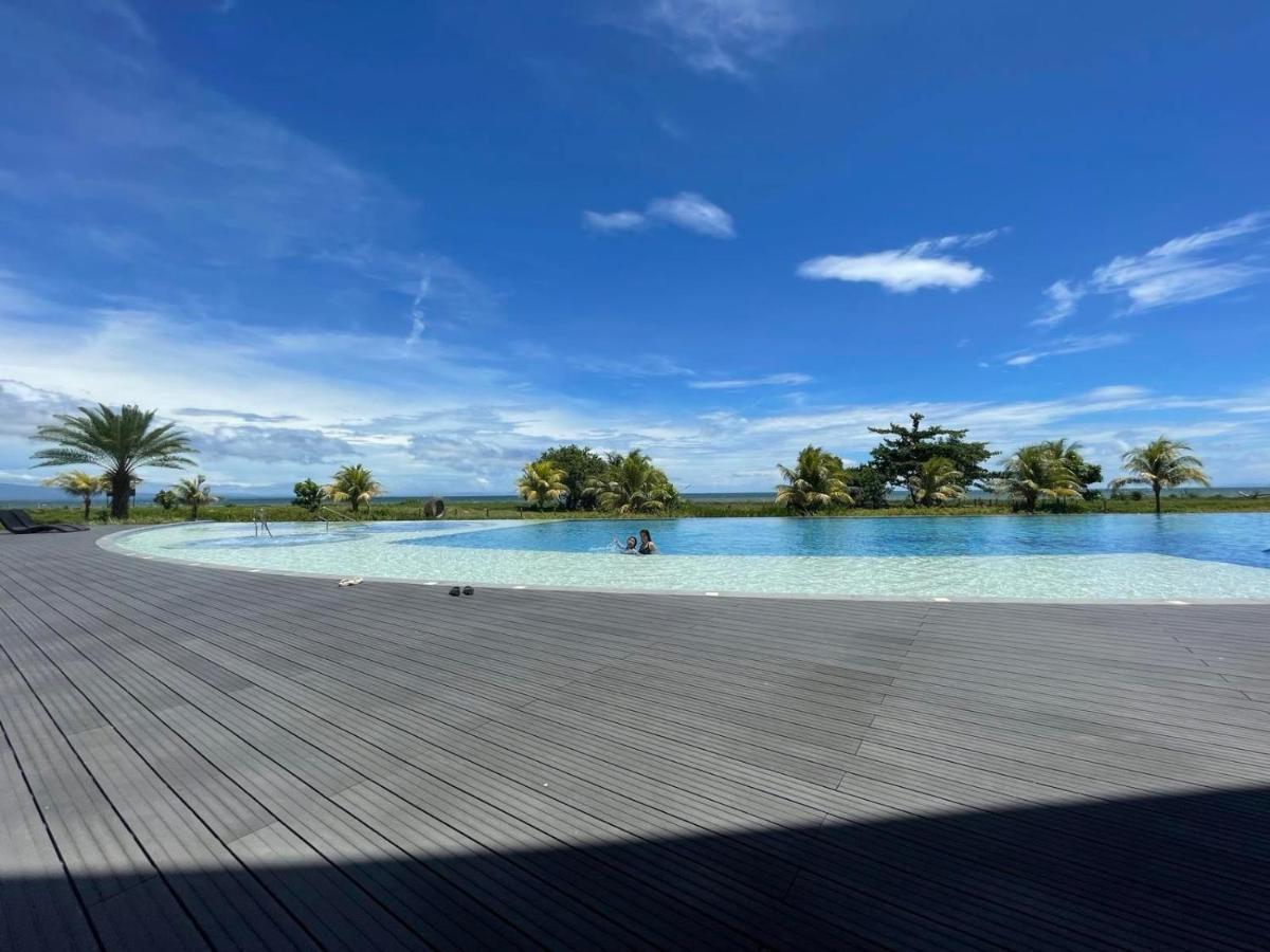 Seafront Residences Vacation Getaway San Juan (Batangas) Exterior foto